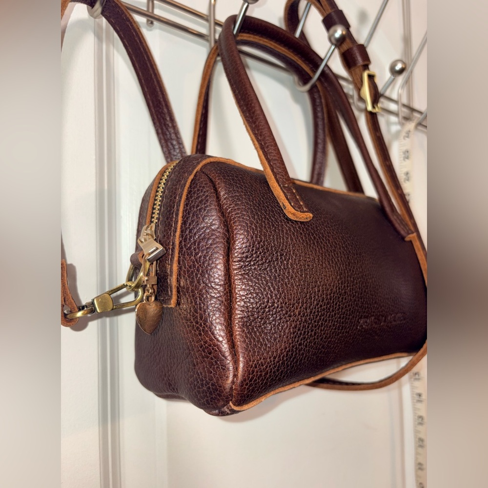 LIKE NEW Premium Portland Leather Small Sloan - Coldbrew Pebbled + Bonus Charm - Picture 3 of 16